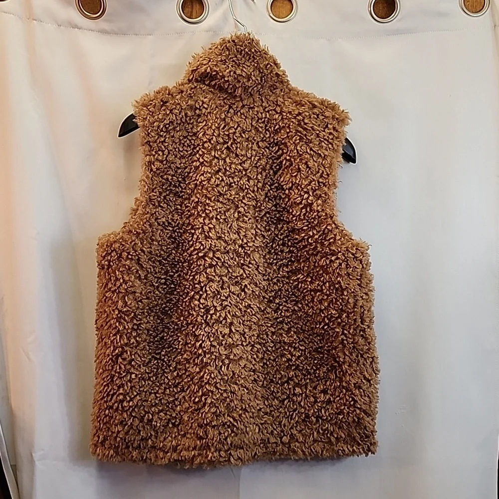 (9771) NWT INC full zip vest - Picture 5 of 5